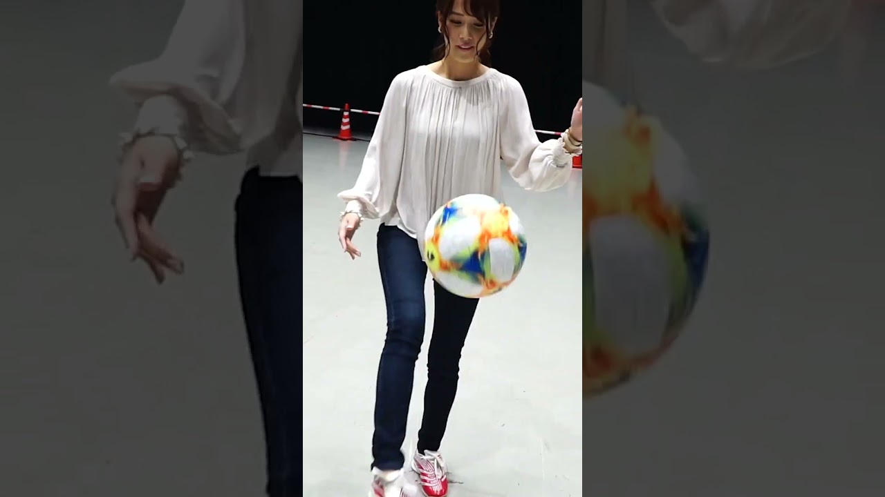 鷲見玲奈 運動神経No.1アナウンサー!? リフティングに挑戦！