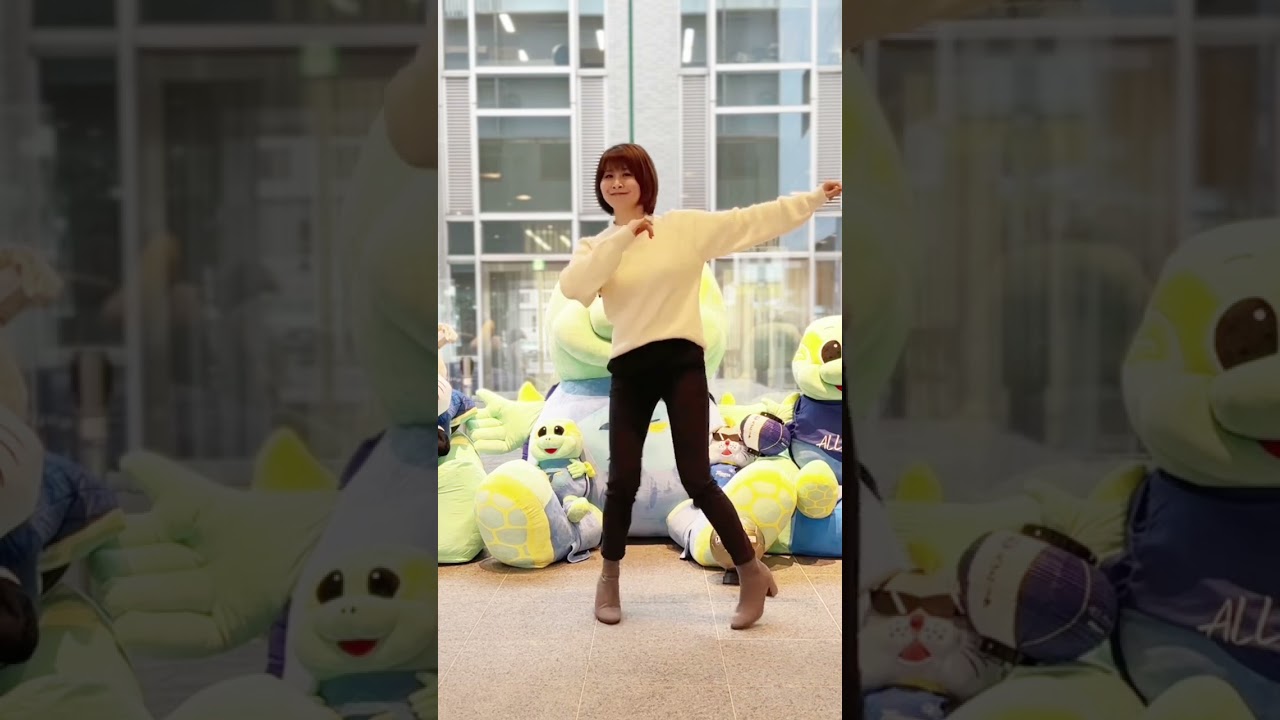 平山アナに踊って欲しい曲、コメントで教えてください📝 #大分 #アナウンサー #荻野目洋子 #ダンシングヒーロー #踊ってみた