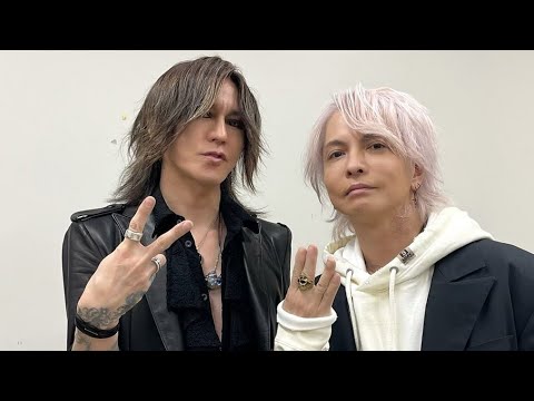 HYDE playing with Sugizo