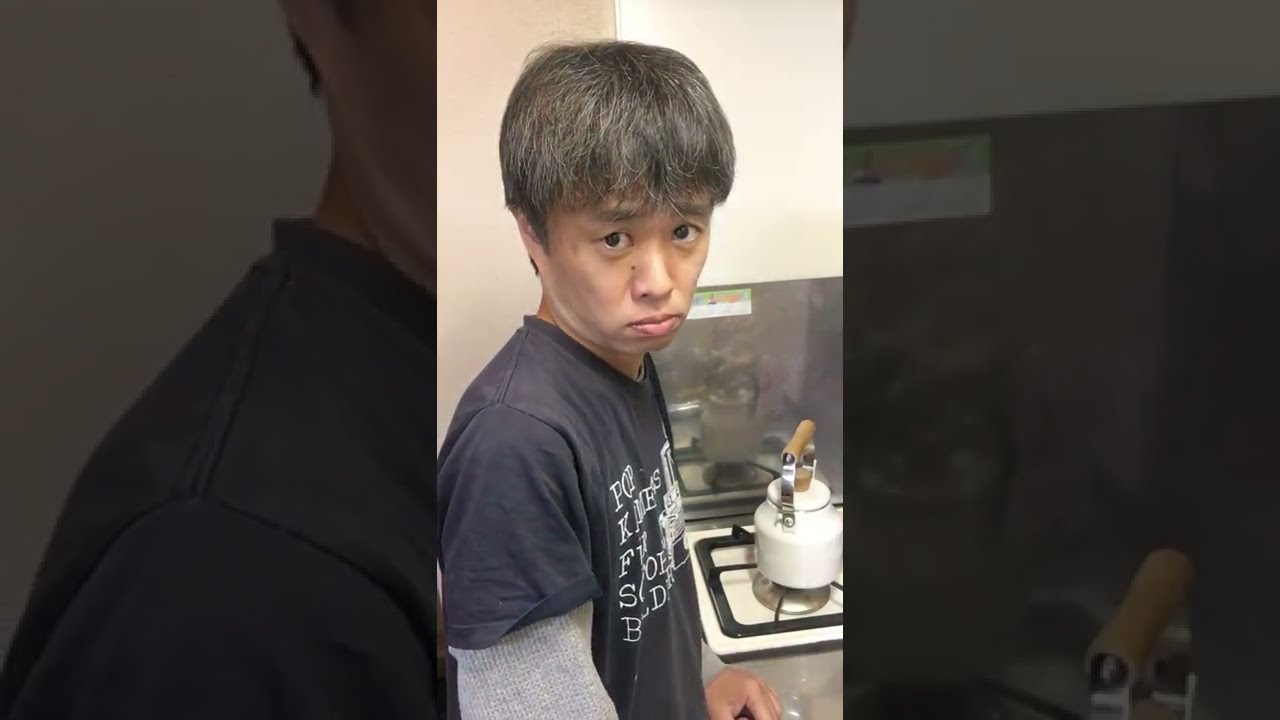 【モノマネ】ヒゲを剃る滝川クリステル #shorts