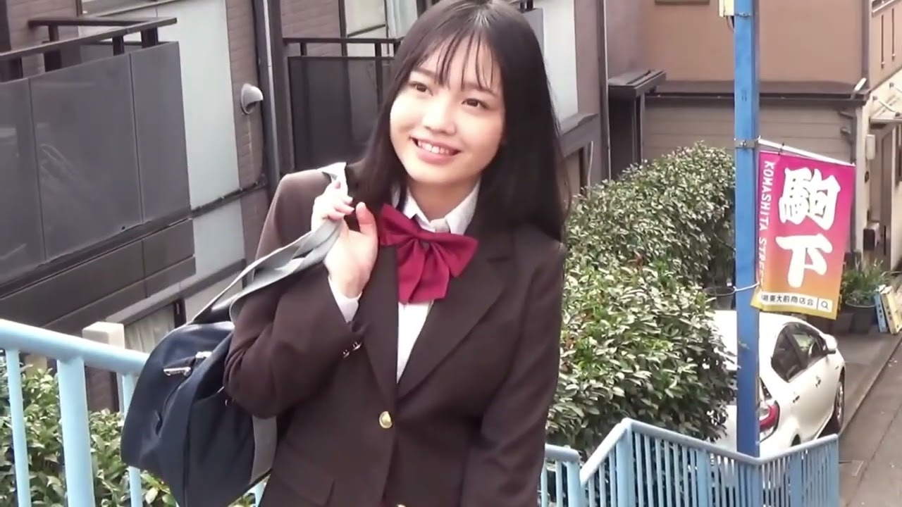 【YM9号】期待の新人、ヤンマガにて初グラビア!!【鈴原すず】