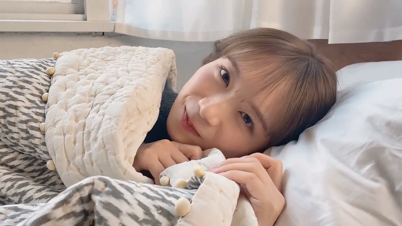 20230226【公式】乃木坂46 秋元真夏 卒業記念写真集 twitter