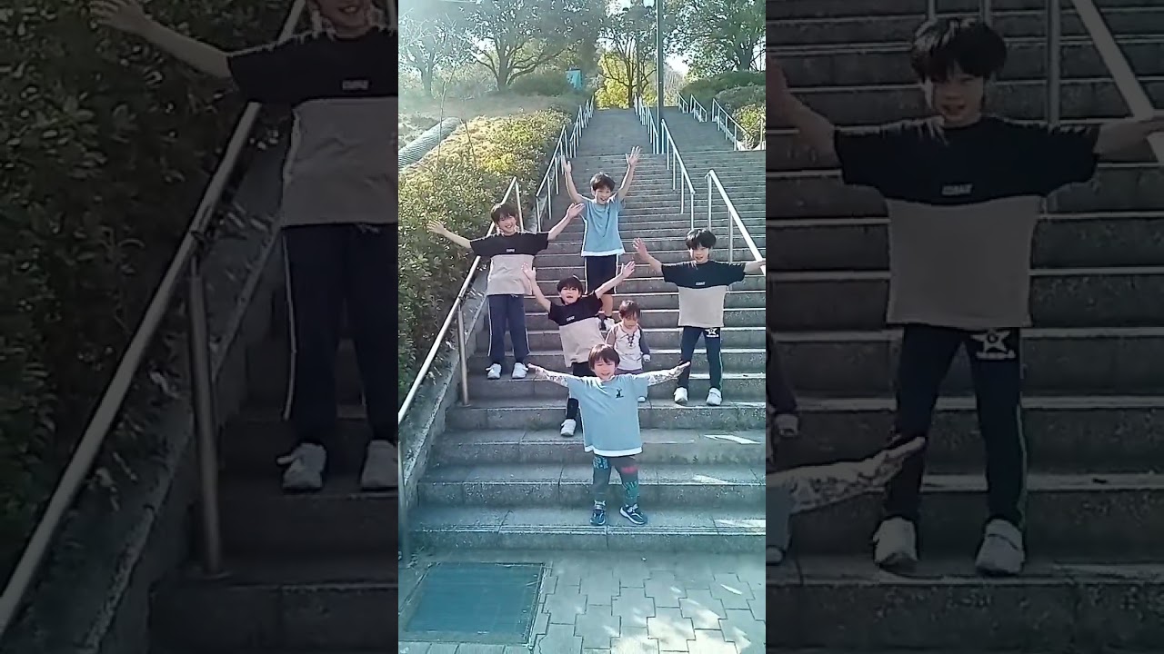 【TikTok大バズり中】癖になるヤバすぎるアニメダンスを階段ダッシュ後に踊ってみたtake2 #shorts#エディオンスタジアム広島#大家族
