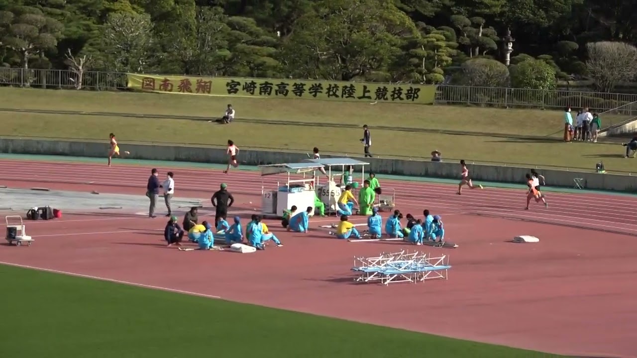 20230319162322宮崎県記録会一高女4×100ｍR2組 宮崎北高：木原万里花(1)・神山 菜々(2)・久枝 里緒(1)・畑田 知里(3)