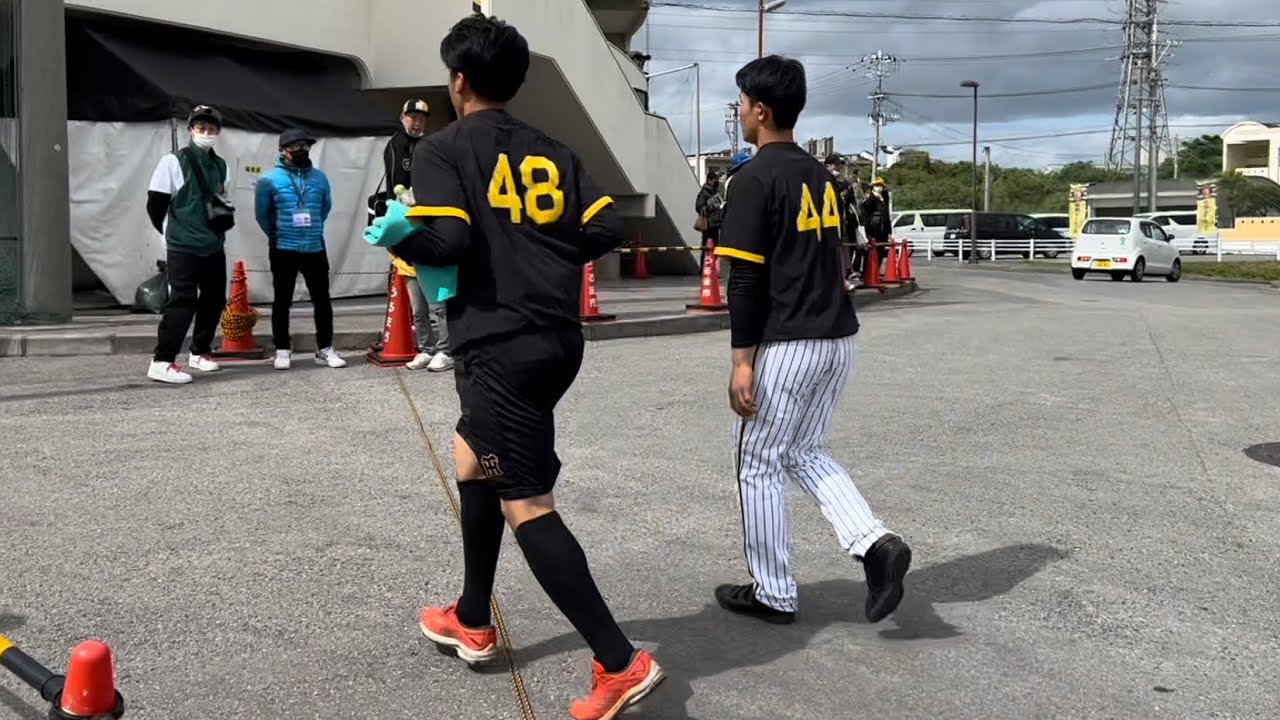 【沖縄キャンプ】阪神選手ファンサダイジェスト@うるま具志川キャンプ 23/2/26⚾️及川雅貴/茨木英俊/戸井零士/森木大智/秋山拓己/北條史也/片山雄哉/江草仁貴二軍投手コーチ #阪神タイガース