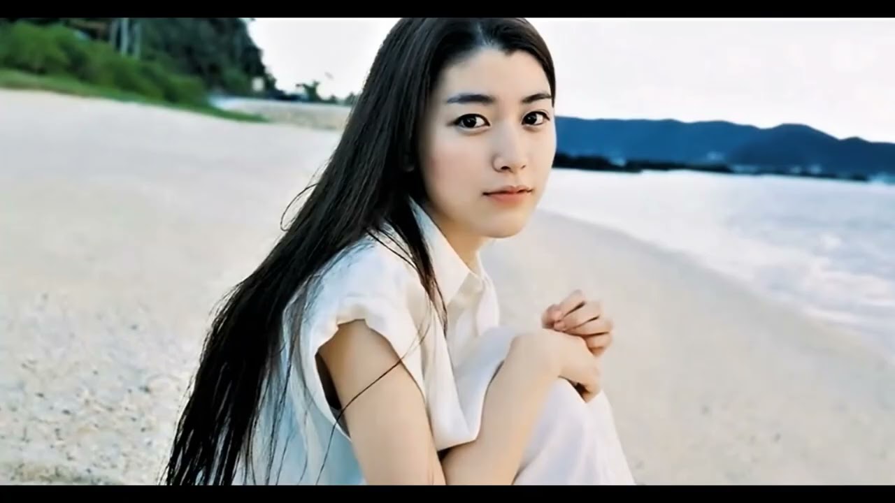 54笑顔の写真集・成海璃子