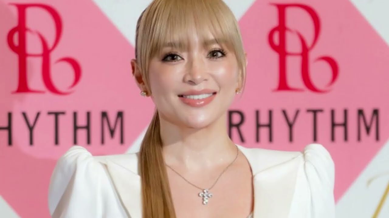 浜崎あゆみ、8年ぶりイベント登壇「マスクしてないの久しぶり～」　美容メーカーアンバサダー就任