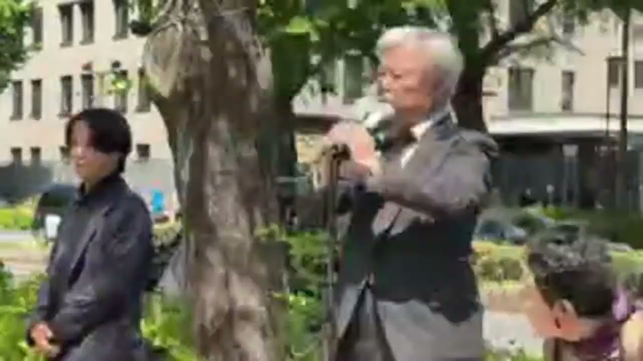 議員会館前(国会議事堂裏)