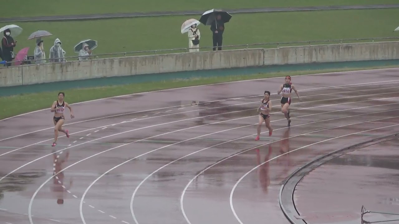 20230429111909宮崎県高校ジュニア女400ｍ予選1組 北林楽衣愛1/宮崎(宮崎商業)