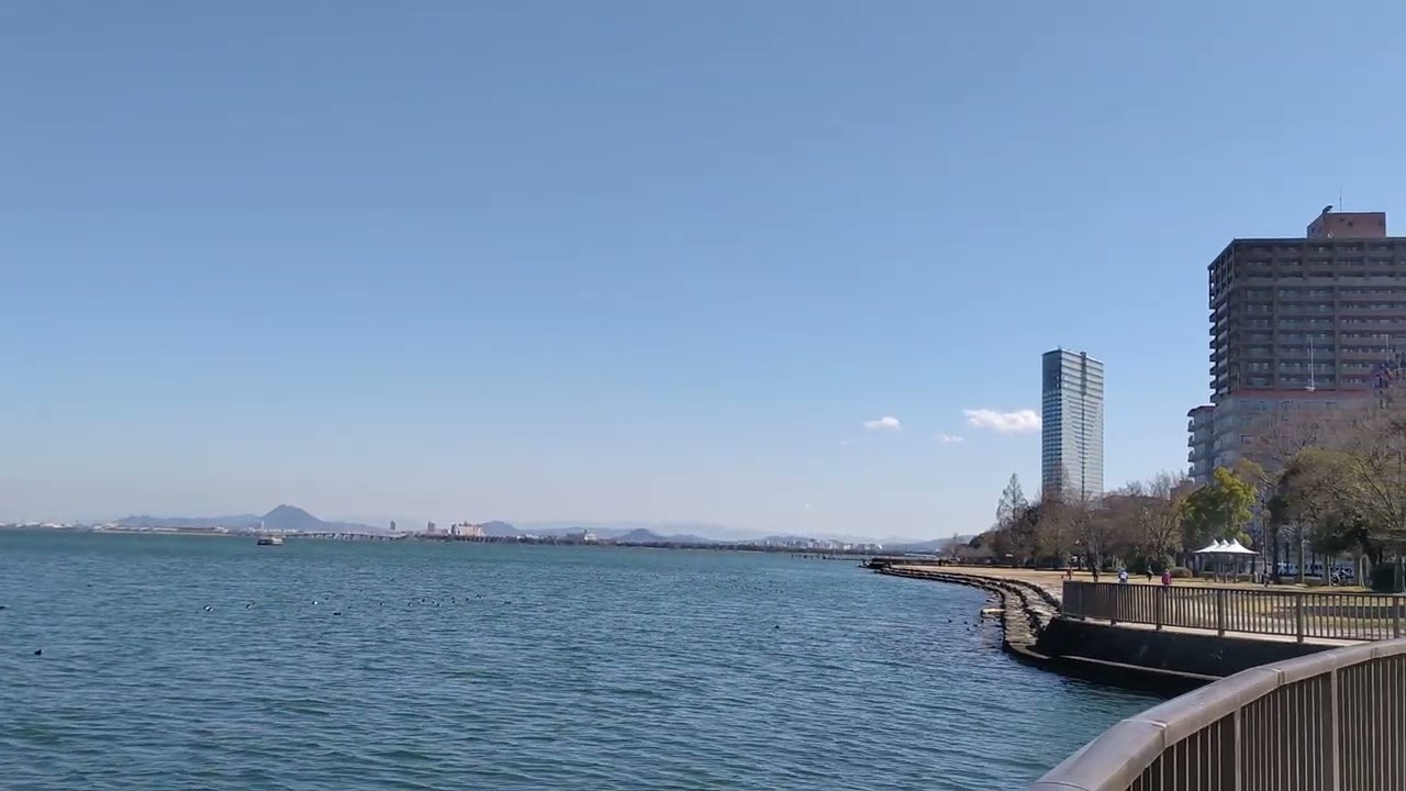 平和やな〜