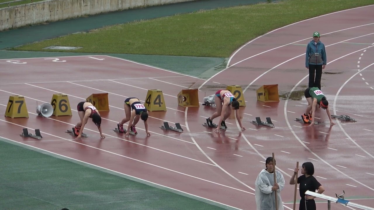 20230429131426宮崎県高校ジュニア女100ｍ予選5組 年増 悠那3/宮崎(宮崎学園)