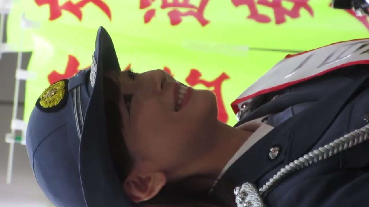 #皆藤愛子 さん 青葉台駅前 1日警察署長 2023/5/3 ﾃﾞｼﾞｶﾒ ⑤ 学生達によるｼﾞｬｸﾘﾝｸﾞ