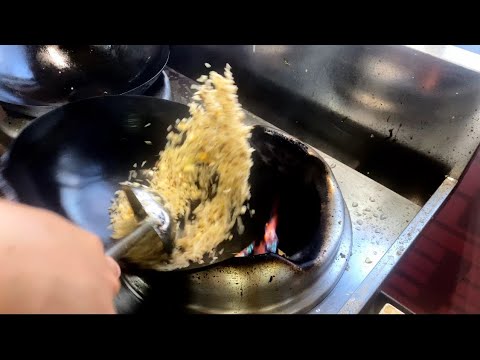 町中華がパラパラの極限に挑戦したチャーハン！