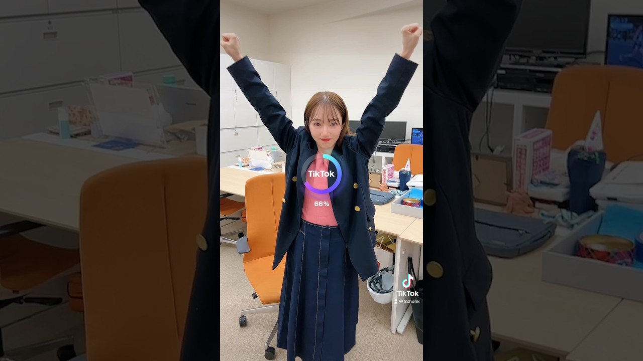 変なポーズの佐藤樹理アナウンサー🆚AIマンガ #Shorts