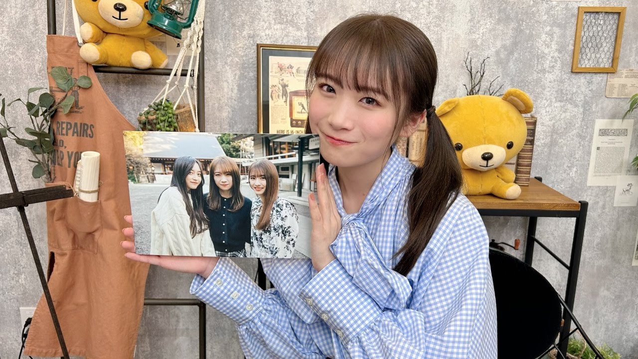 2023/02/02 SHOWROOM「卒業写真集記念SHOWROOM」秋元真夏