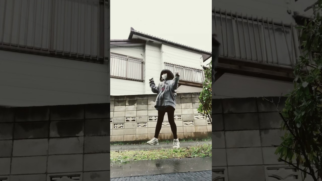 新しいジャンバー　　　　雨の中踊ってみた