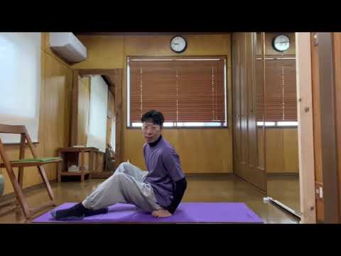 火曜日エクササイズ、かんたん多裂筋のほぐし方とストレッチ。大橋しんと一緒に動きと表現のしくみを覗き見よう！