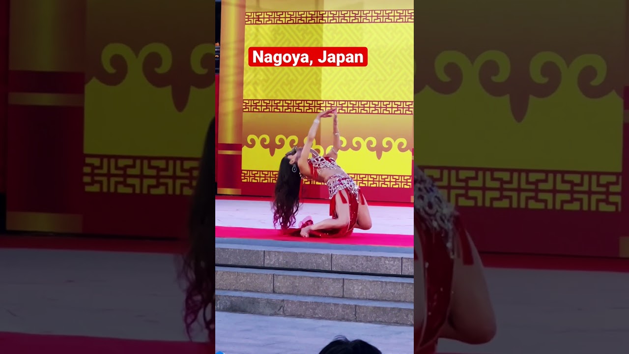 INSANE Sword Belly Dance!  剣を持ったベリーダンス演奏 年第17回名古屋中国春節祭 #ショーツ #nagoya #japan #shorts #newyear2023