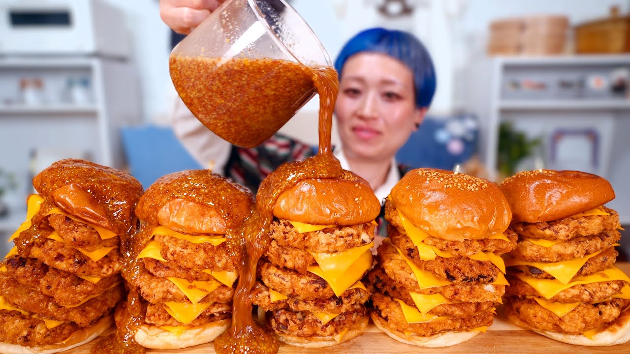 【大食い】カロリーの権化。行けないなら作ればいいじゃない。coffee&toastのあふれハニーマスタードのチキンナゲットサンドつくる【モッパン】【MUKBANG】