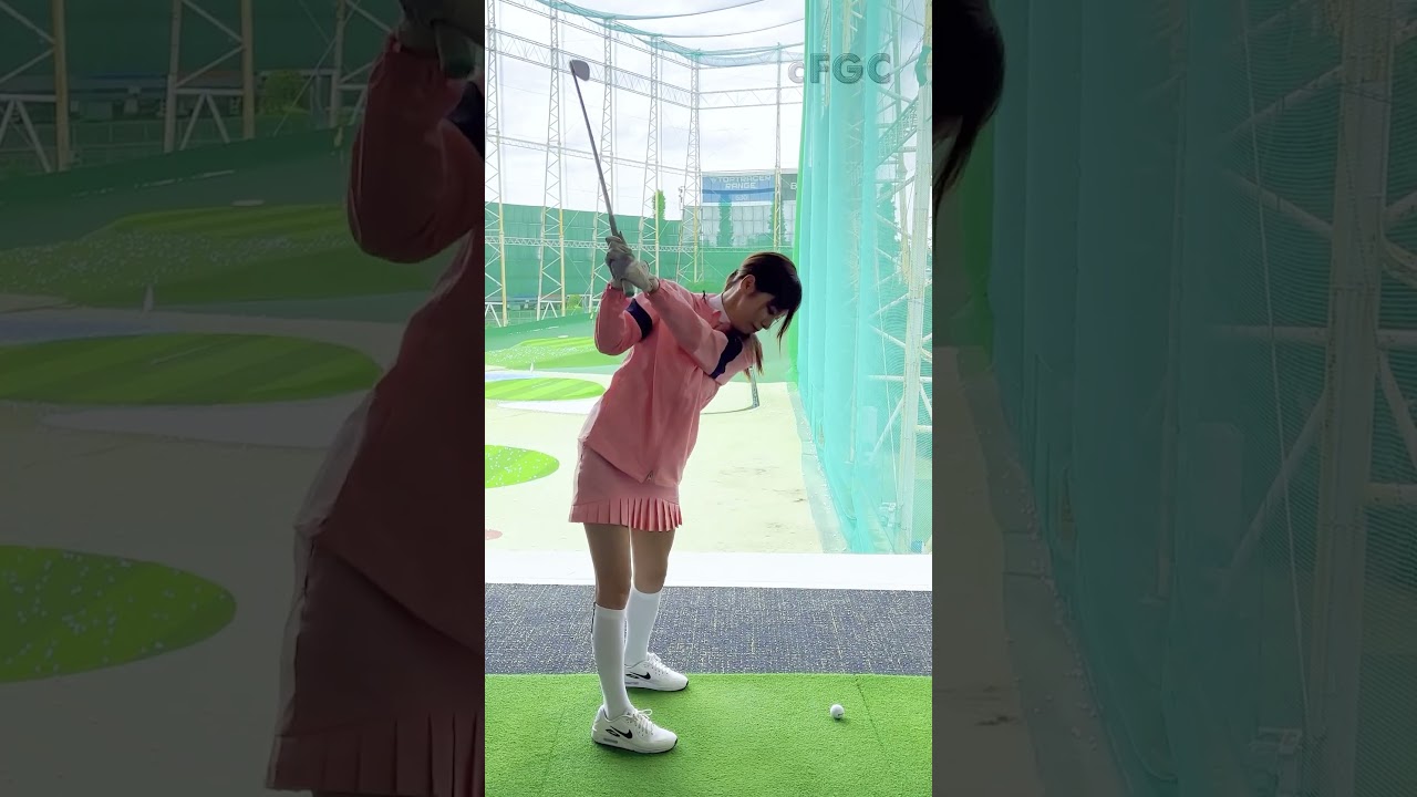#鷲見玲奈 ゴルフスイング ゴルフ歴2年 23年6月①  #golf #ゴルフ #ゴルフ女子 #ゴルフスイング