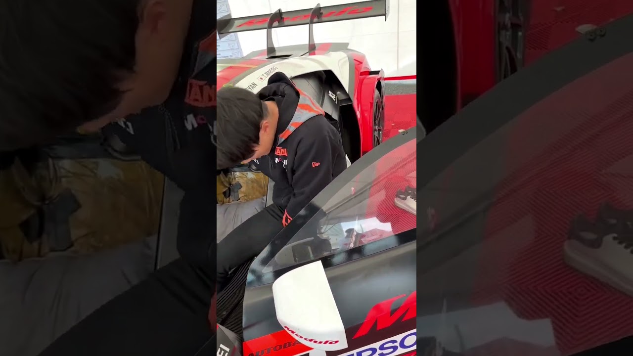 牧野任祐先生解説！！GTカーの降り方解説よりもバゲット選手のイナバウアー！？