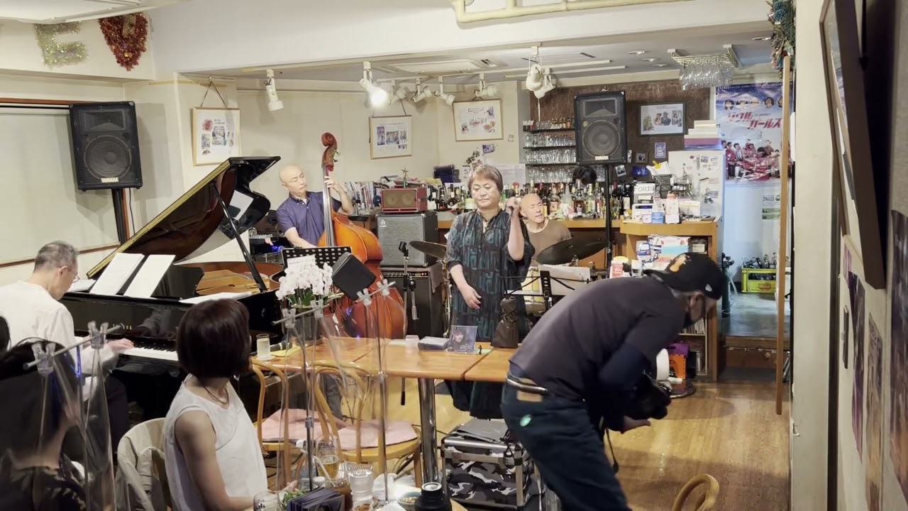 "Summertime" MICHIYO SASAKI (vo) 佐々木美智代 with 外谷 東トリオ