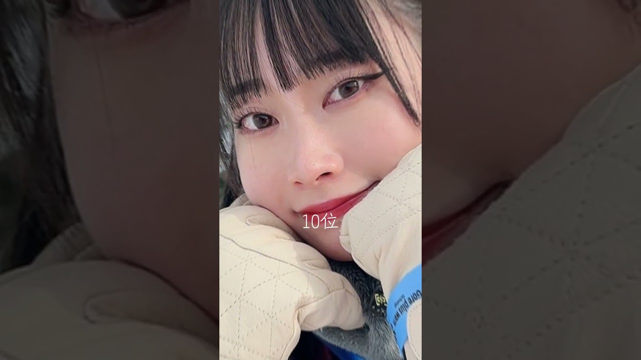 めいめいのスマホ持ってる画像が好き💙