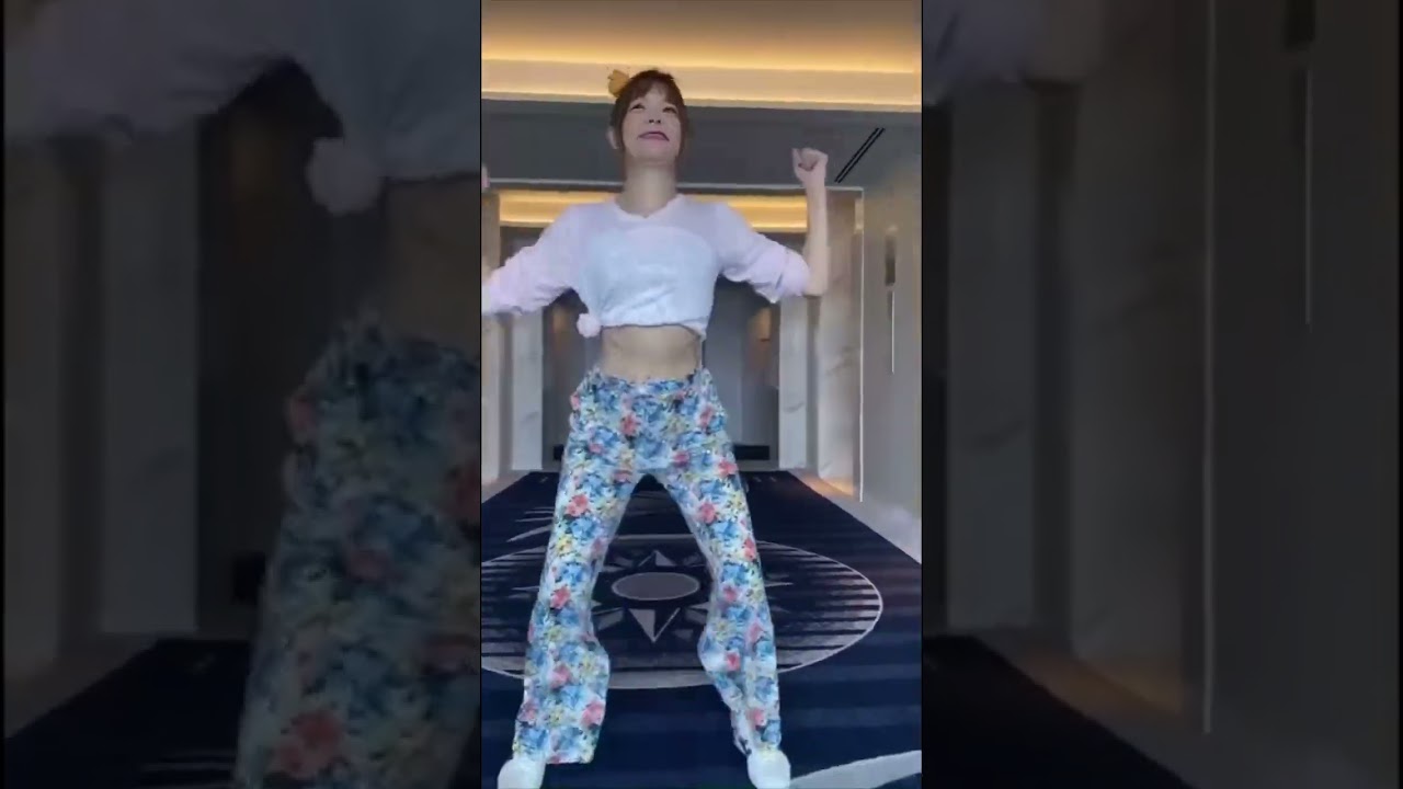 #あゆみかん1分体操 #ダイエット　#yogainstructor  #運動は運を動かす