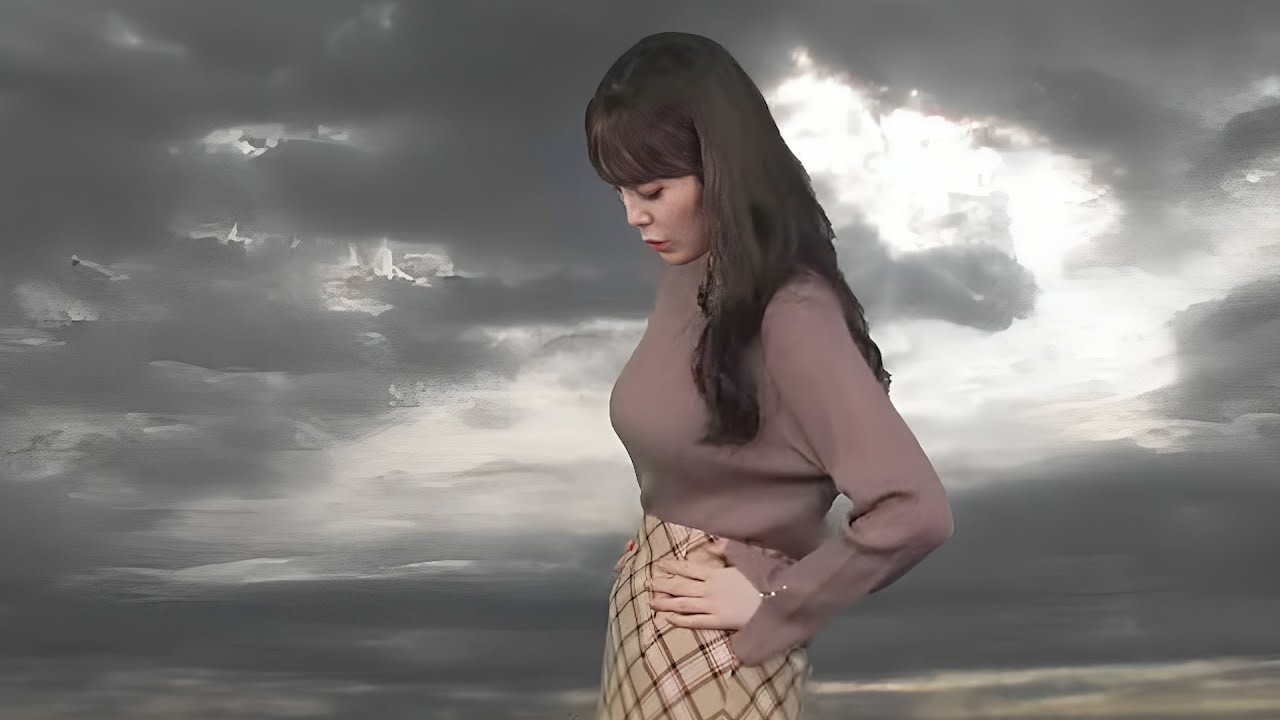 最後にやらかす、美人すぎるお天気お姉さん【小川千奈】