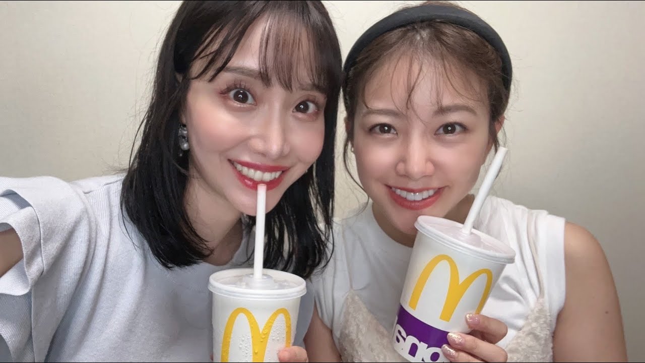 お友達の中川絵美里ちゃんと月見バーガーを食べる会