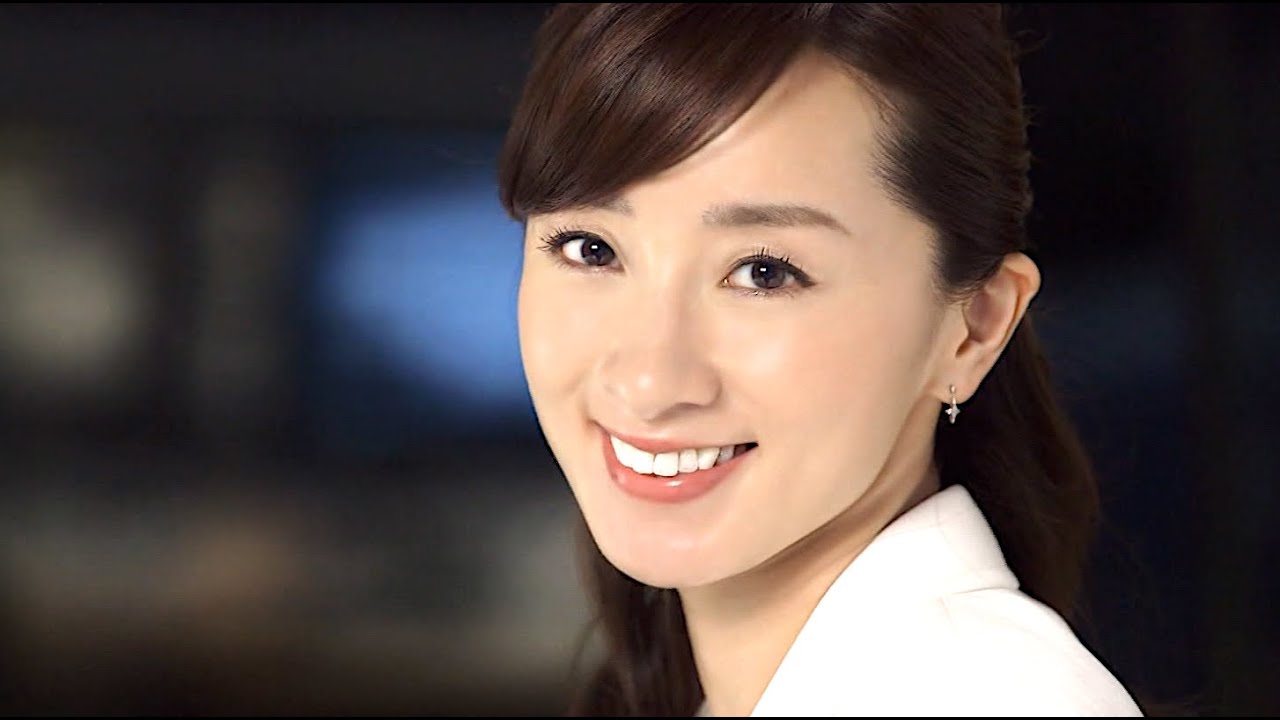 西尾由佳理 : コフレドール・シルキィフィットリクイドUV (201309)