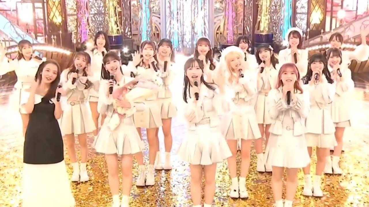 AKB48 + 板野友美 Tomochin - エブリデイ, カチューシャ Everyday Kachuusha 'Nov 15, 2023'