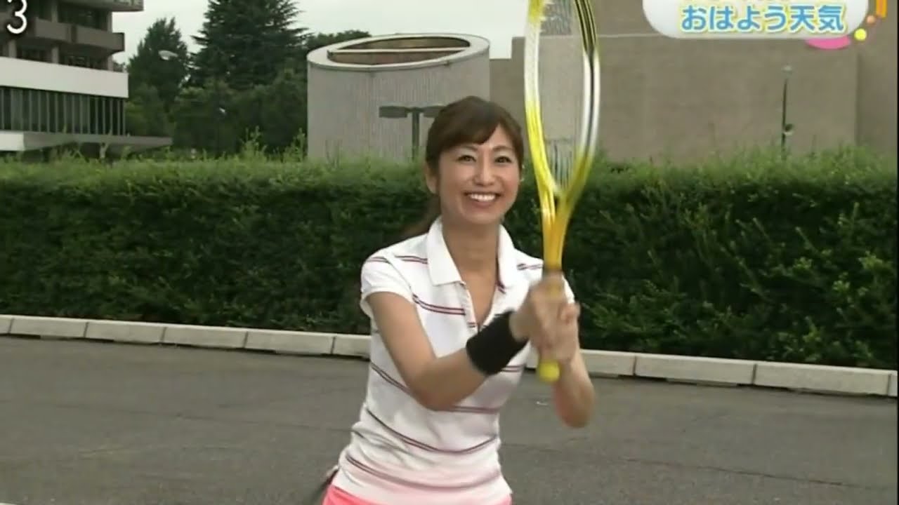 2016 08 20 酒井千佳さん、今朝はミニスカテニスコスプレですか・・・