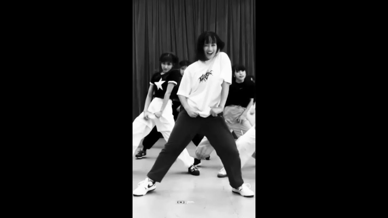 アンジュルム 'RED LINE' 佐々木莉佳子 FOCUS