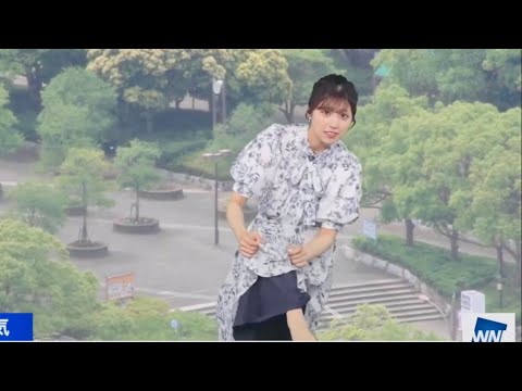 【小林李衣奈】突然スカート上げるりーちゃん【ウェザーニュースlive】