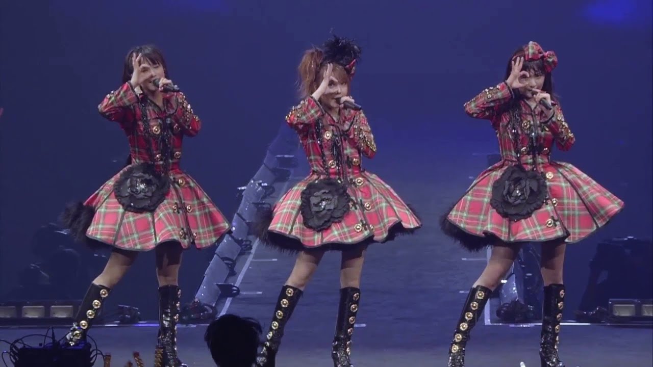 大きい瞳 / 亀井絵里・道重さゆみ・田中れいな (モーニング娘。コンサートツアー2010秋 〜ライバル サバイバル〜)