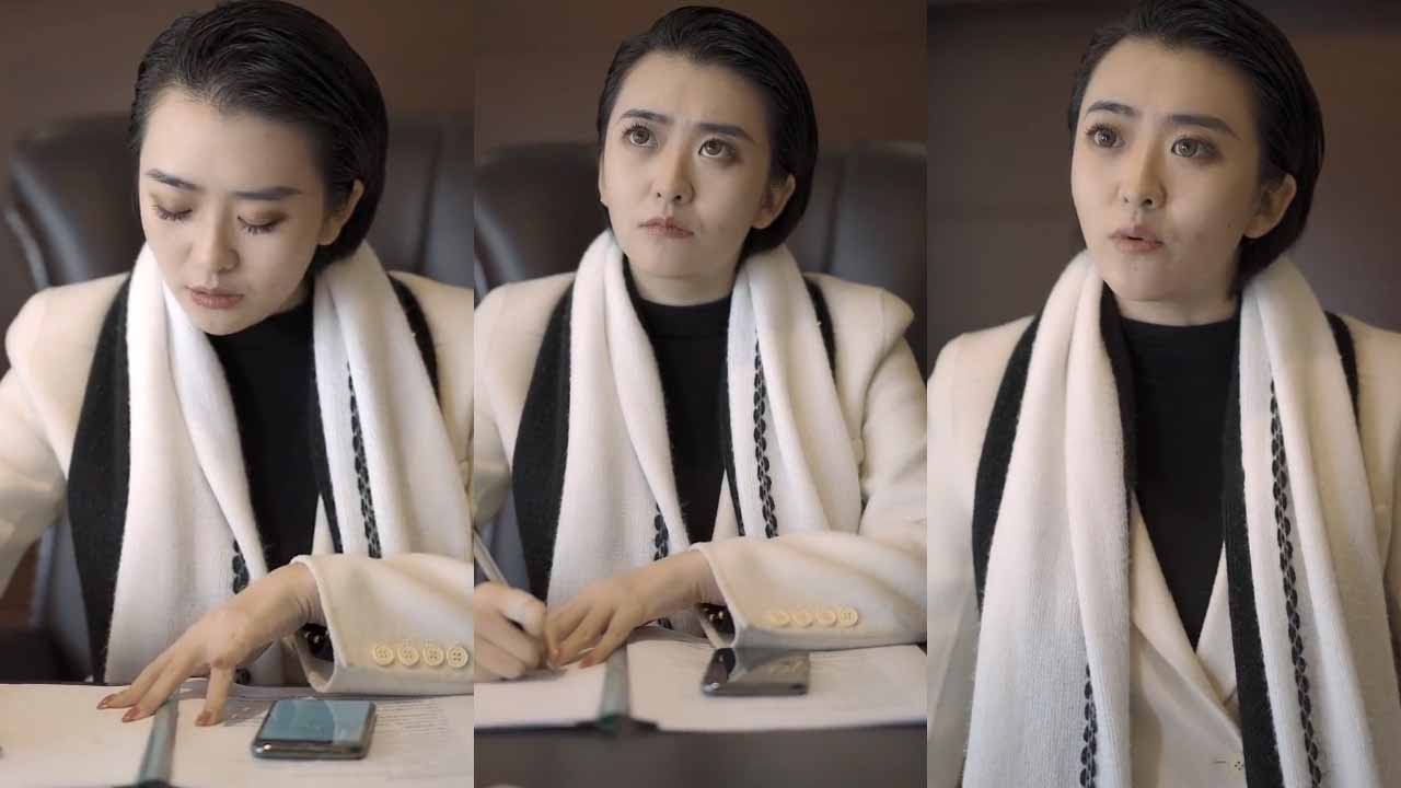 嚣张男人往环卫工人身上吐唾沫侮辱，儿子为母亲打架挂彩，老板听说后直接给了10万不让还#短剧#正能量