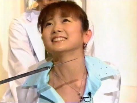 高島彩　上体反らし