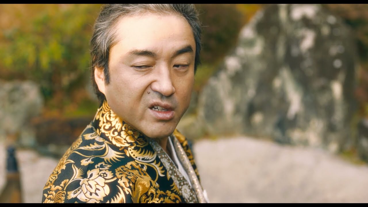 ムロツヨシ、冷酷無比の兄とグレた坊主の弟の1人2役　映画『身代わり忠臣蔵』本編映像【2024年2月9日公開】
