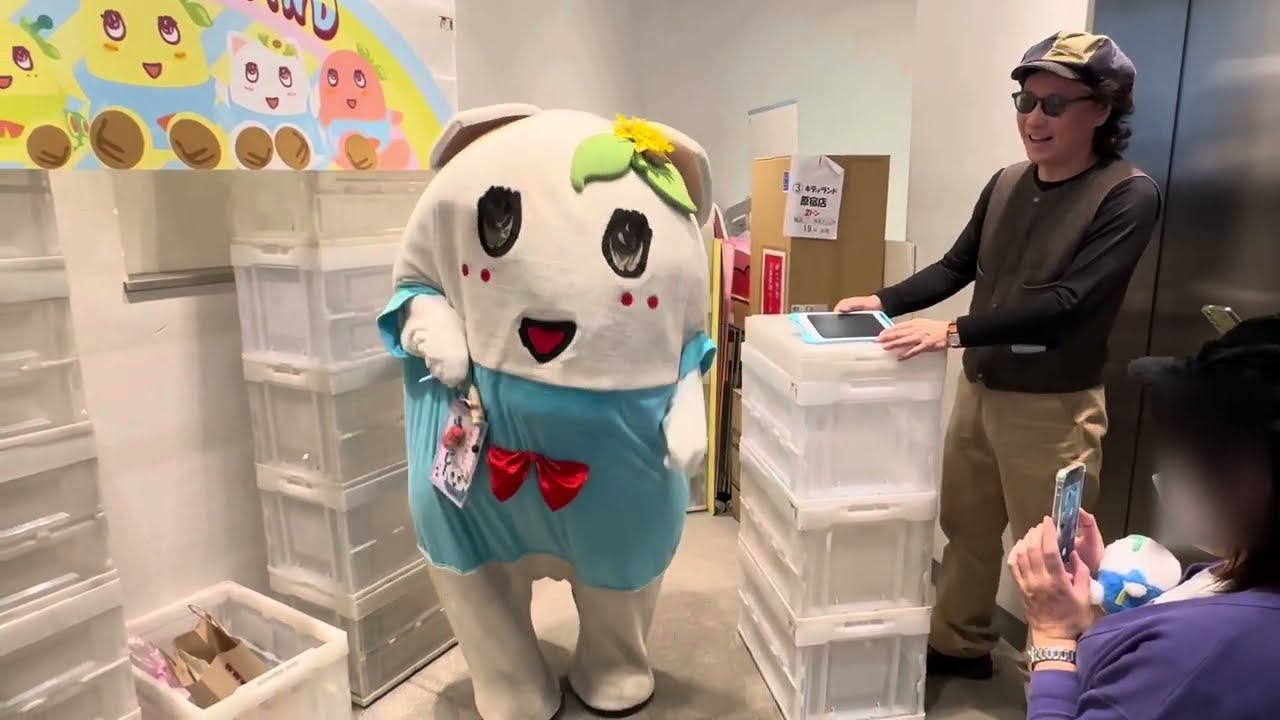 ふなっしーLAND原宿店にふにゃっしーがやってくる　13時の部