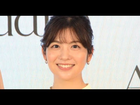 B1- 日テレ・佐藤真知子アナ、美太もものぞく超ミニルック 「所さんに頂いたTシャツ!」を爽やかに着こなす