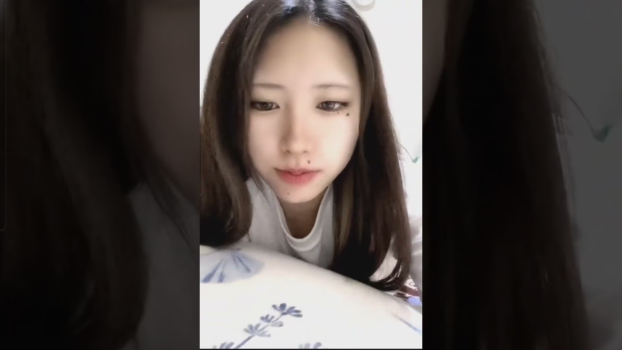 【TikTok LIVE】#JK #可愛い #美脚 #太もも #ショーパン #おかず #高身長女子 #放送事故