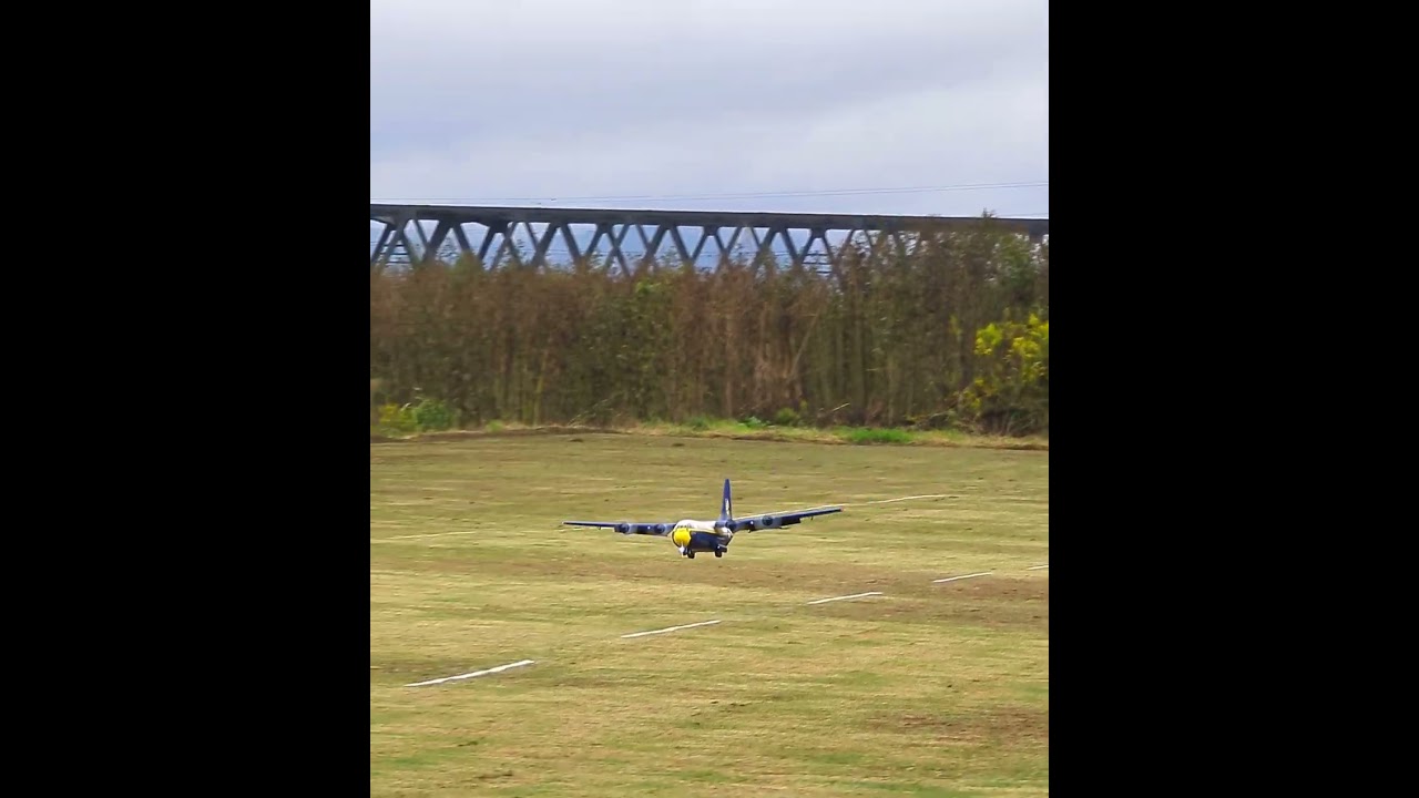 ラジコン飛行の着陸 #ラジコン #ラジコン飛行機