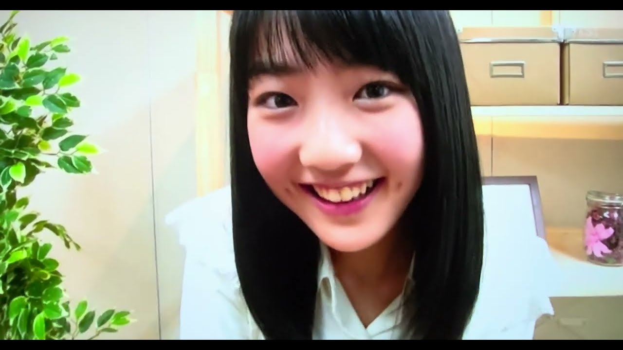 美少女アイドル　椎名もも　japanese gravure idol