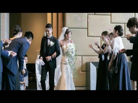 第１子妊娠中・岡副麻希、ウェディングドレス姿が美しすぎる！夫と幸せショット「ご主人優しそう」「とてもステキ」