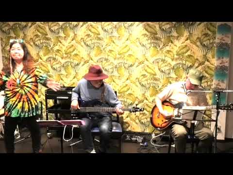 『Let It Be』The Beatles(cover)  鷲尾悠持郎(歌＆ギター)　まつしまやすえ(コーラス)　Nack.J(ベース)