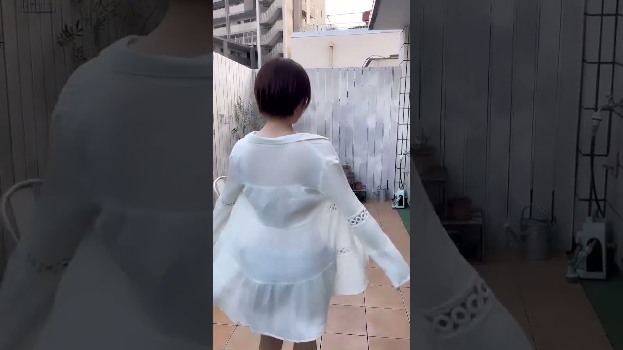 水着おかしくない…？