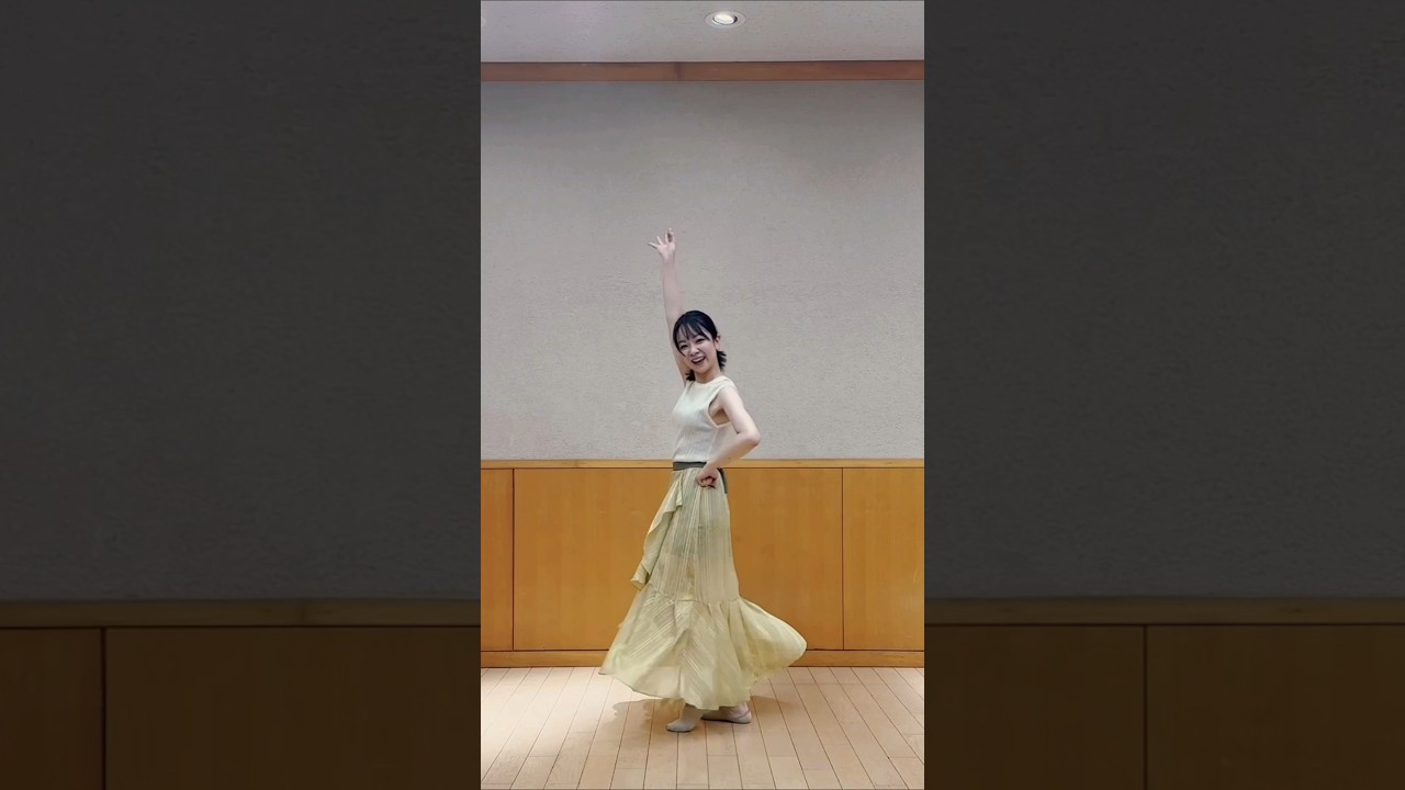 【踊ってみた】雨が降ったって/日向坂46  #日向坂46 #雨が降ったって　#磯貝初奈　#Shorts #踊ってみた