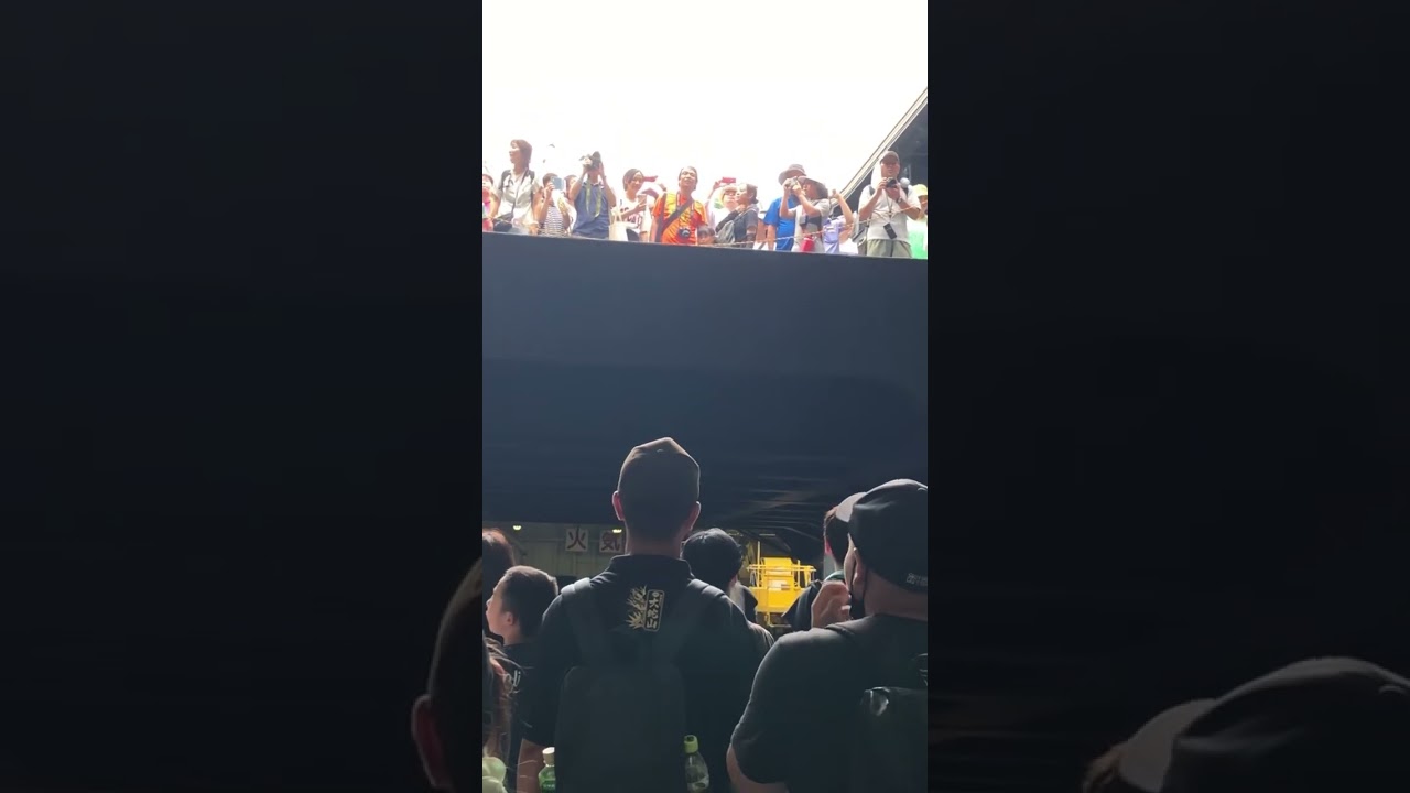 [海上自衛隊]ひゅうがのエレベーター！#海上自衛隊 #舞鶴市 #自衛隊#ひゅうが #舞鶴基地#船 #艦船#護衛艦#ヘリコプター#shorts#short#海軍#エレベーター#海#army#jmsdf