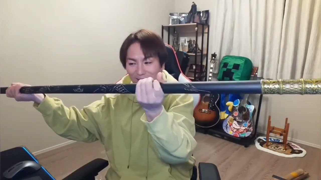 電球破壊狩野英孝